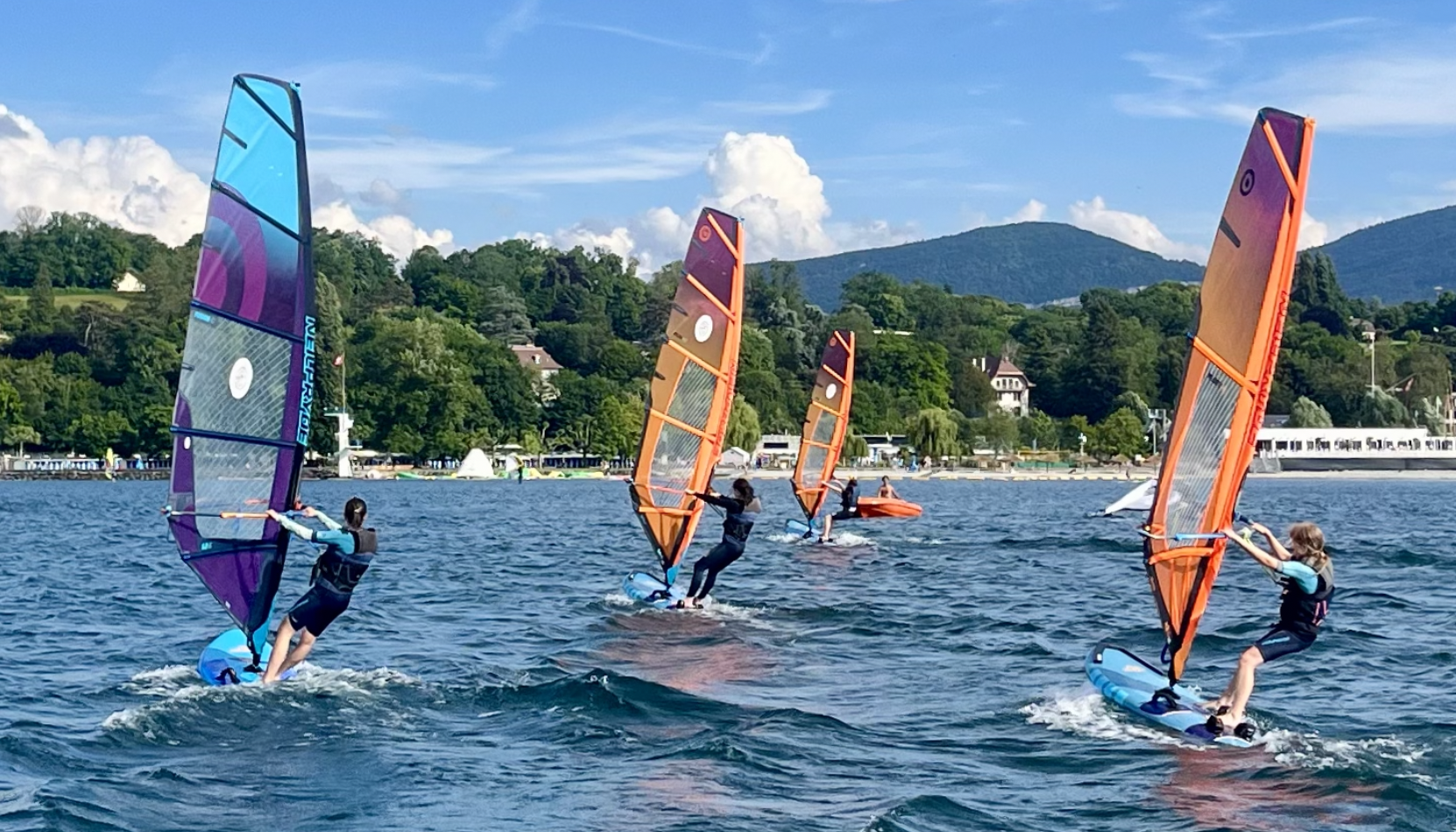 Tropical stage de windsurf (planche à voile)