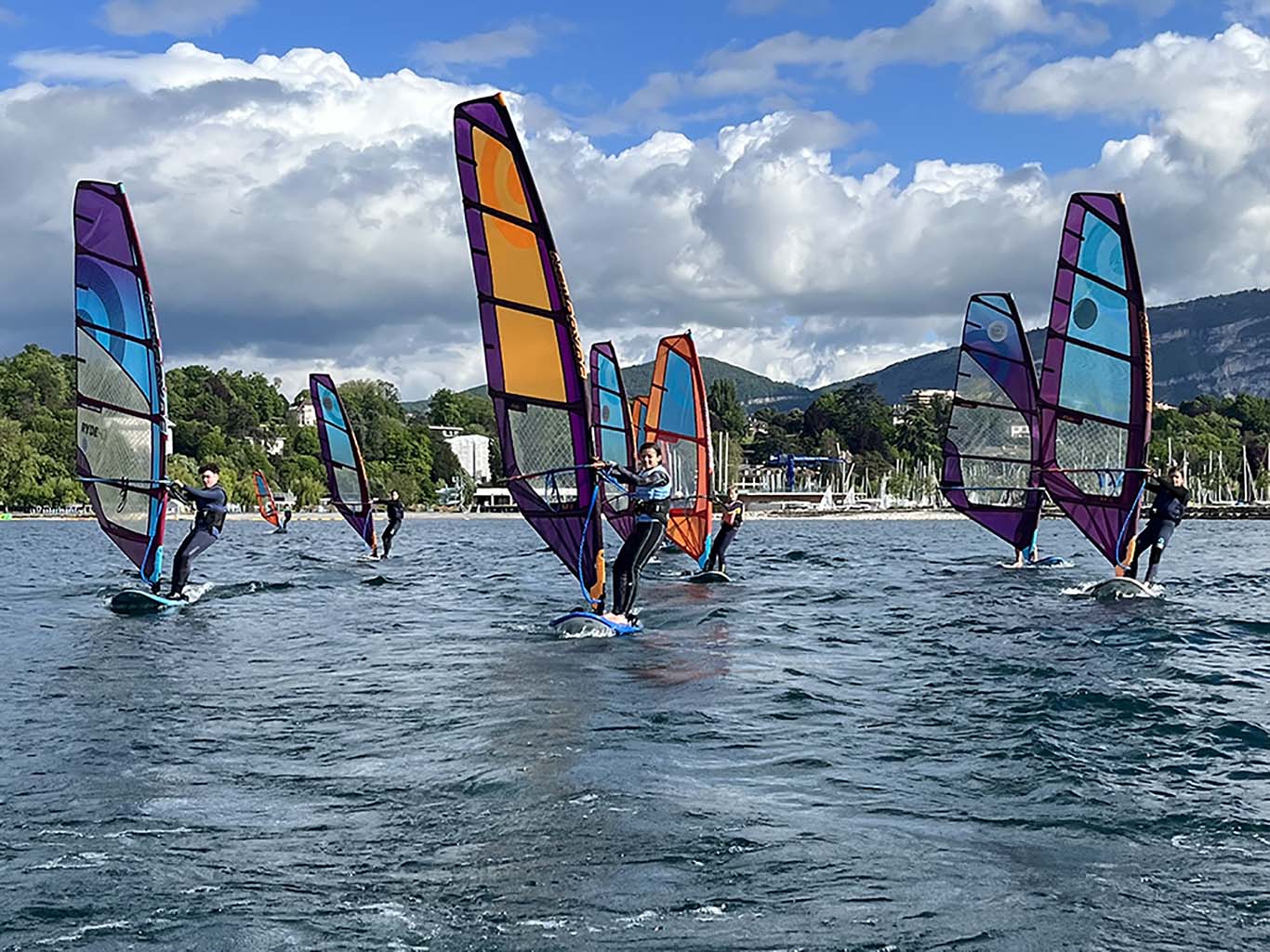 Camp multiglisse Planche à voile & Stand up paddle (10 à 16 ans)